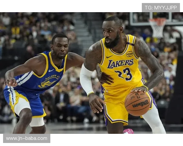 詹姆斯复出带领湖人大胜勇士 赛后称状态逐渐恢复信心满满